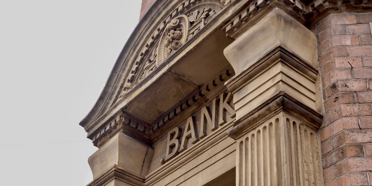photo of bank building